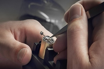 无锡江诗丹顿机械手表保养中心地址